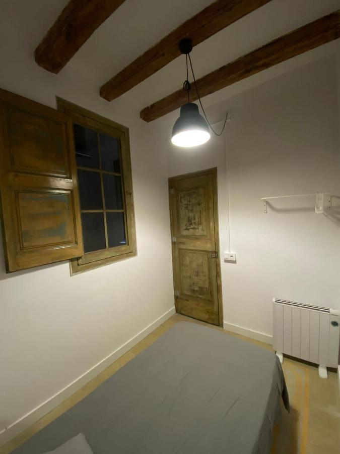 Spacious Modern Apartment In The Vibrant El Raval 바르셀로나 외부 사진